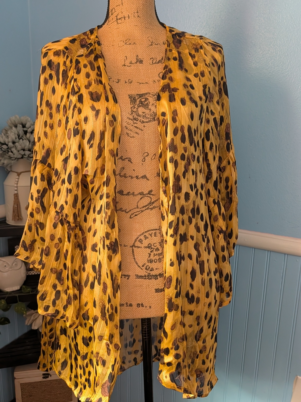 Brand New- Umgee Leopard Print Sheer Kimono